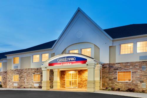 Sybertsville Hotel | Candlewood Suites Hazleton by IHG