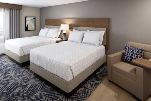 White Oaks Hotel | Candlewood Suites London South by IHG