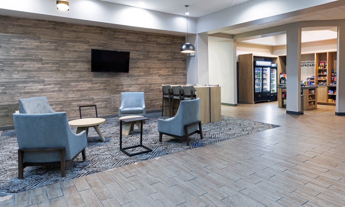 Mount Pleasant Hotel | Candlewood Suites Mount Pleasant by IHG
