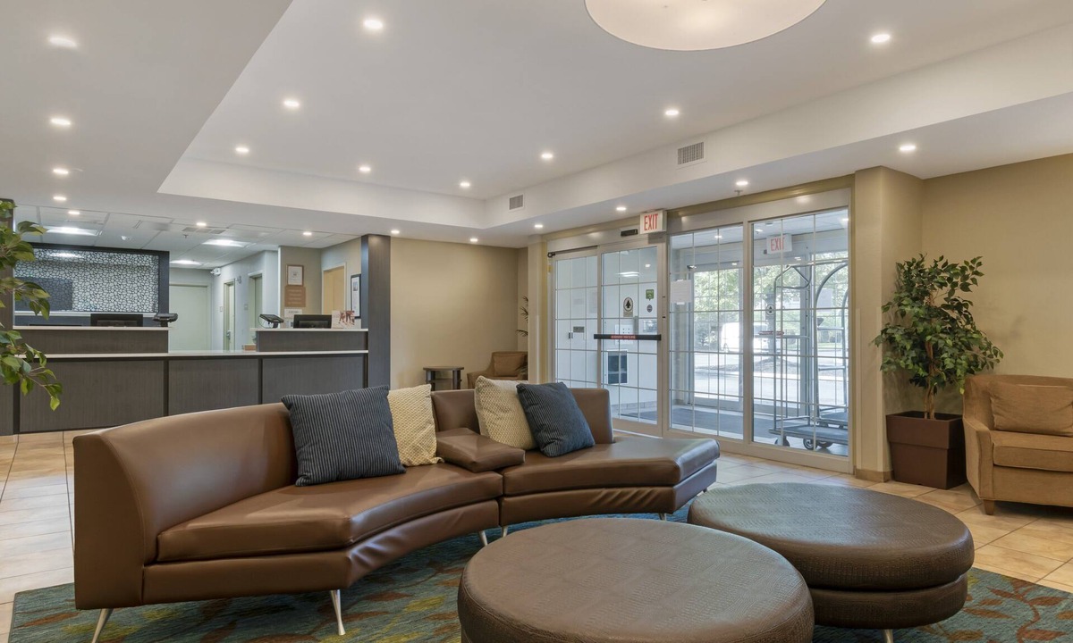 West Reading Hotel | Candlewood Suites Reading by IHG