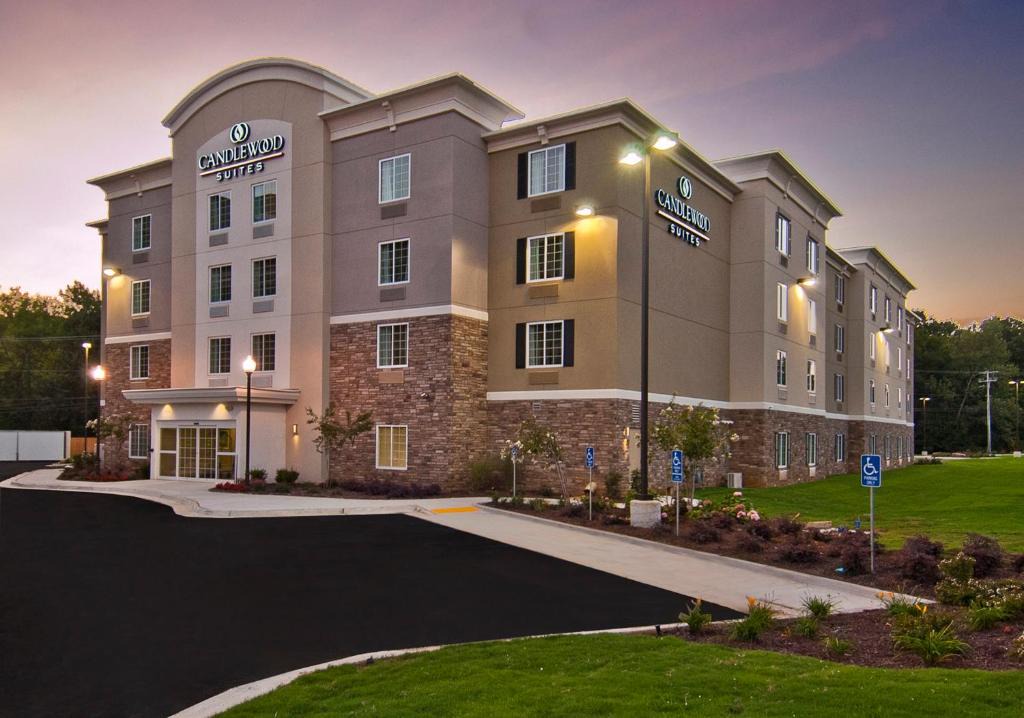 Tupelo Hotel | Candlewood Suites Tupelo by IHG