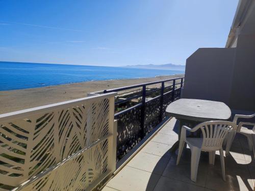 Le Port Apartment | Canet : Appartement climatisé pour 6 pers avec vue mer, garage, WIFI - FR-1-776-26