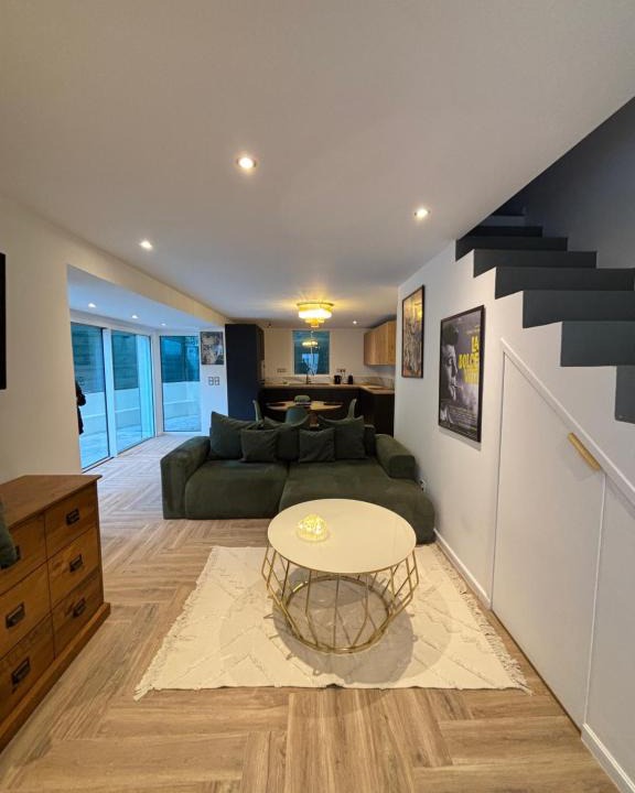 Prado - Republique Villa | CANNES Maison Design "DOLCE VITA"