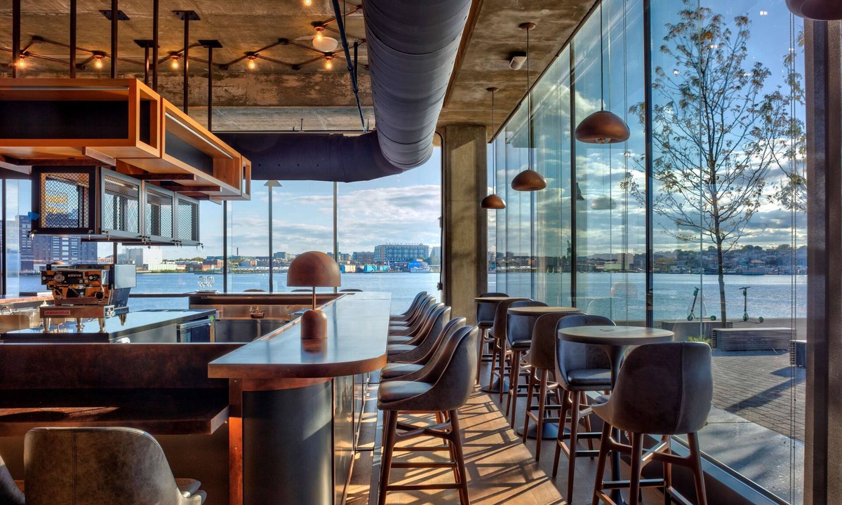 Fells Point Hotel | Canopy by Hilton Baltimore Harbor Point