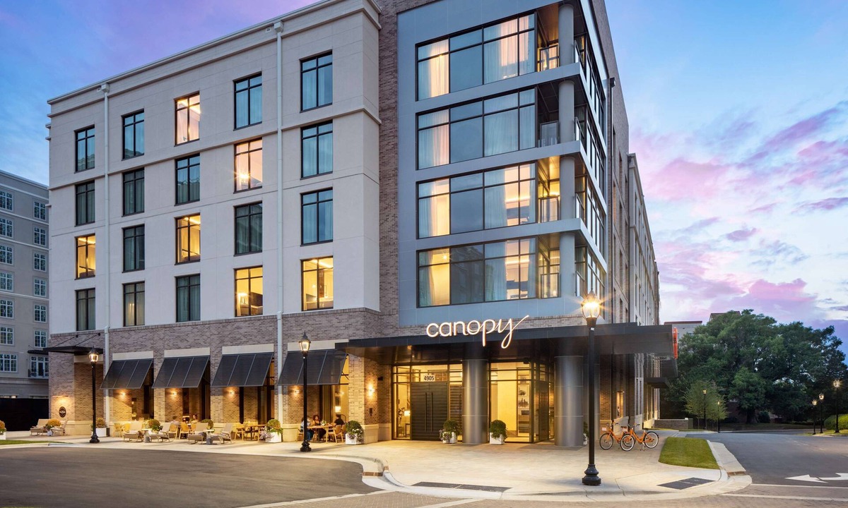 SouthPark Hotel | Canopy by Hilton Charlotte Southpark