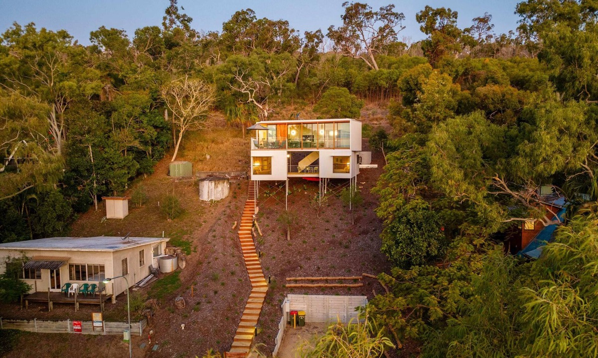 Seventeen Seventy House | Cantilever House - Agnes Waters