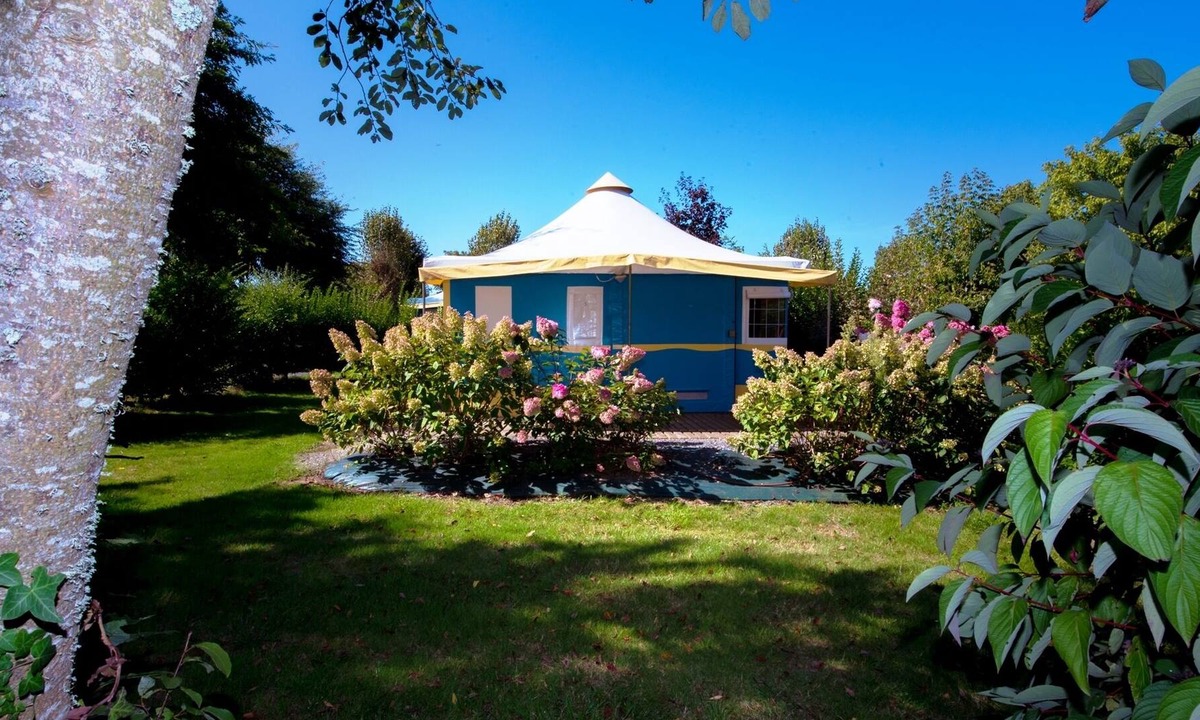 Ferel House | Canvas bungalow near Pénestin- Camping Les Rives de Vilaine **