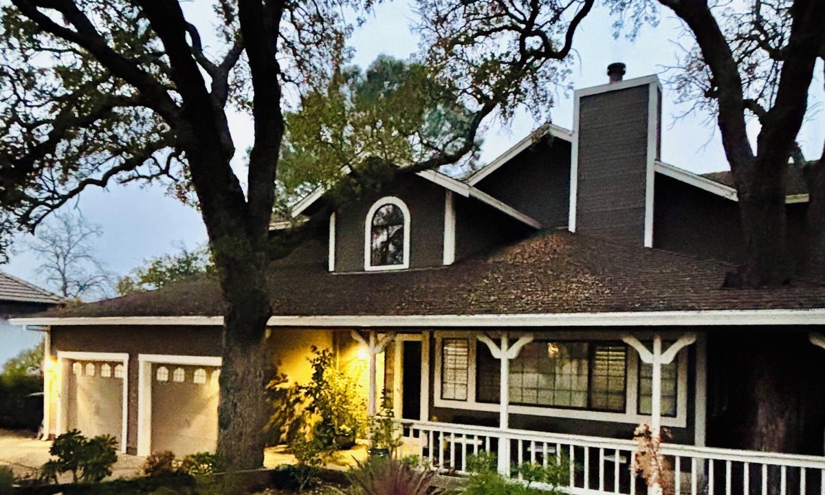 Pleasant Grove House | Canyon Ridge Retreat