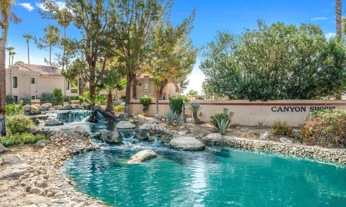 Cathedral City Condo | Canyon Shores Desert Escape!