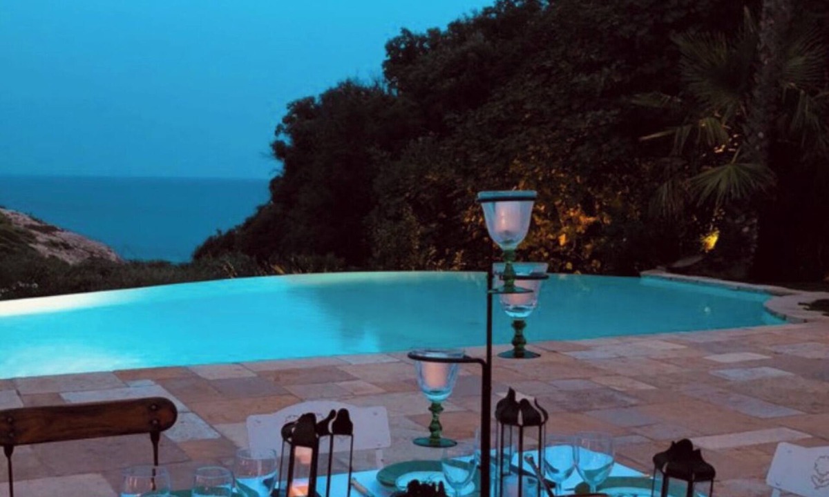 Cap Benat Villa | Cap Benat unique charm, heated pool, beach access 200 m. 5 bdrms 5s d.classé