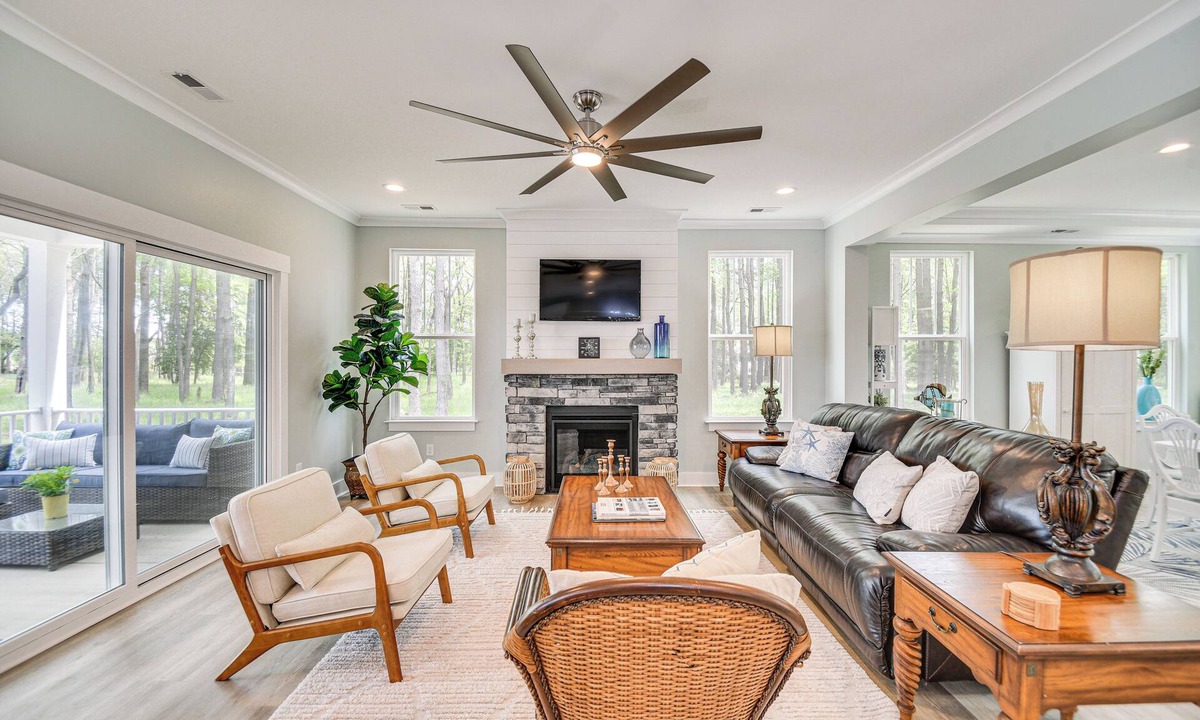 Bay Ridge House | Cape Charles Home: Private Pier & Beach-Front Deck