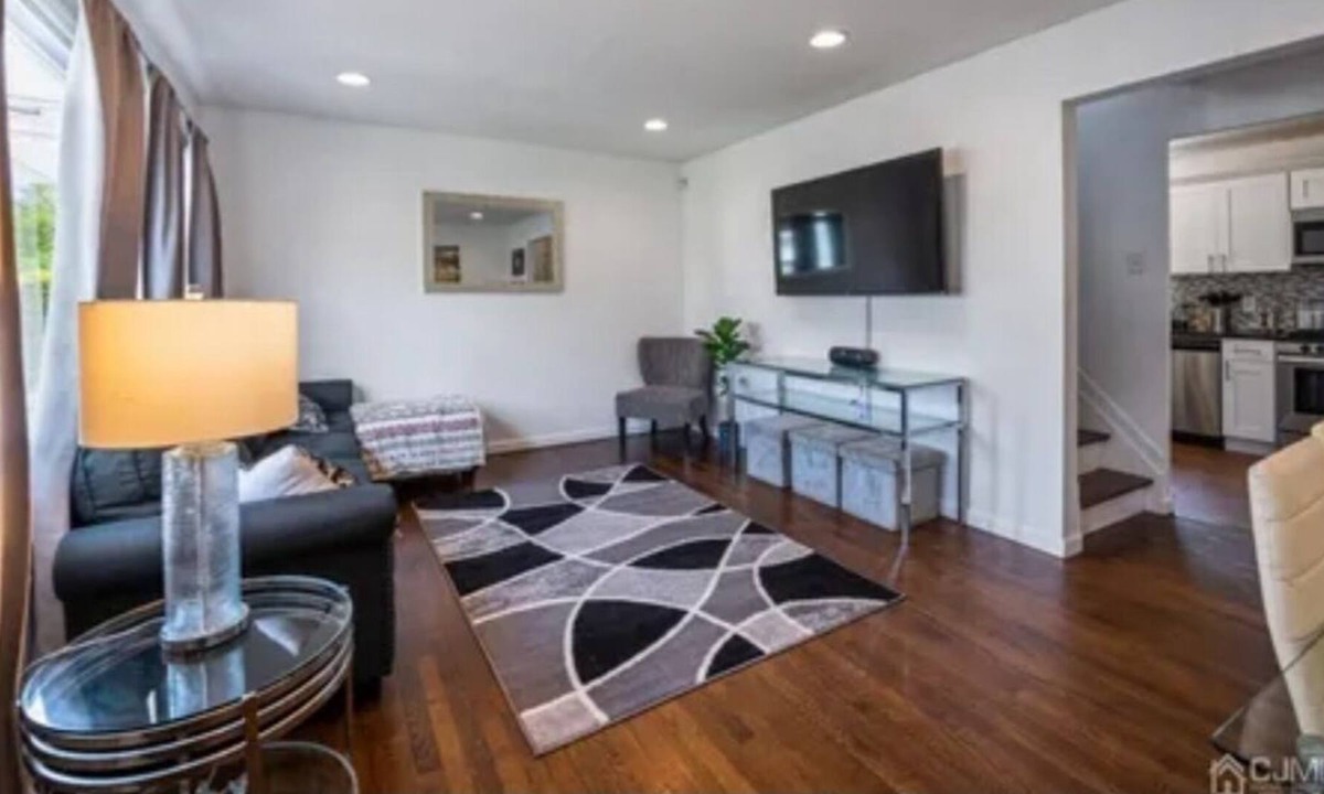 Hopelawn House | CAPE COD HOUSE