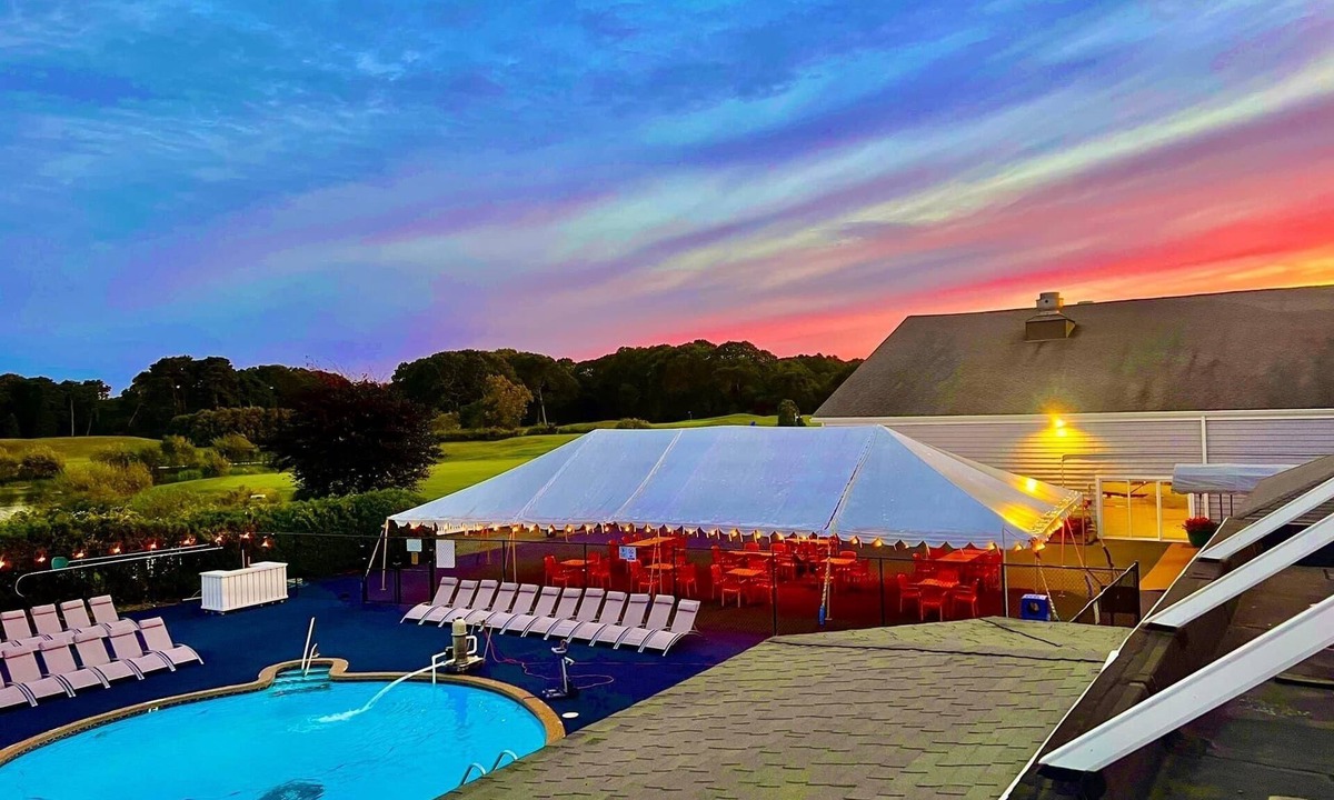 Hyannis Resort | Cape Cod Irish Village