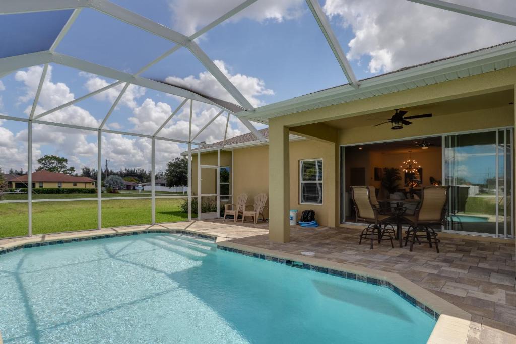 Trafalgar House | Cape Corals Paradise