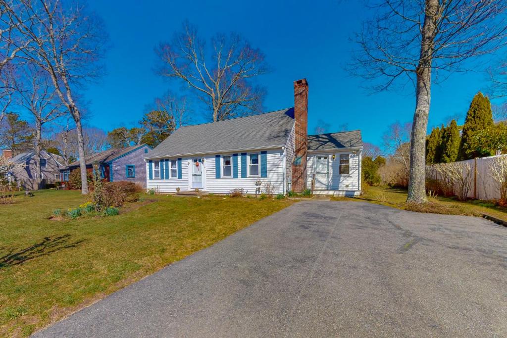 South Dennis House | Cape Estate 6