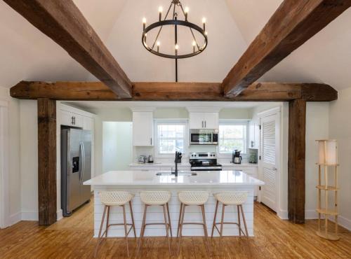 Northeast Virginia Beach Bed & Breakfast | Cape Henry House Inn at Old Beach