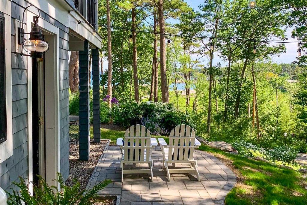 Cape Neddick Apartment | Cape Neddick Getaway Hot Tub, Walk to Beach