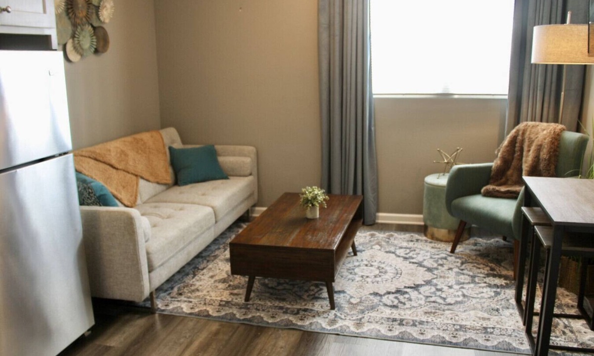 Downtown Little Rock House | Capital Hideout #3: New Downtown Luxe King Suite