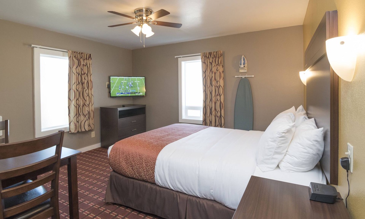 Multnomah Hotel | Capitol Hill Motel
