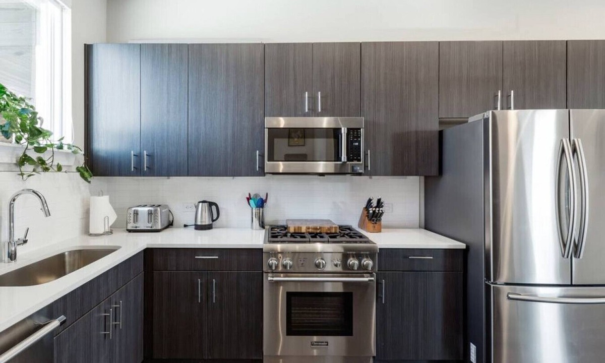 West End Condo | Capitol View Condos by One Fine Bnb - Paramount