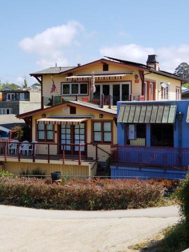 Capitola House | Capitola Pelican House