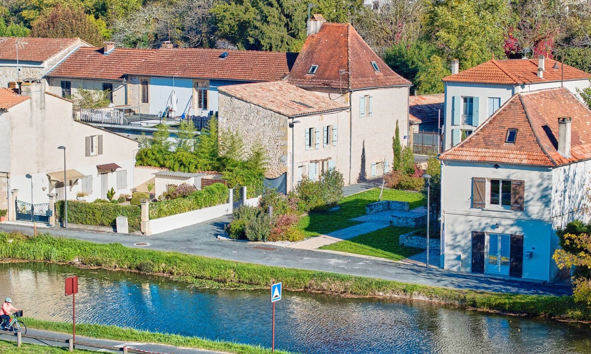 Saint-Capraise-de-Lalinde House | Capraisian Stay - Dordogne