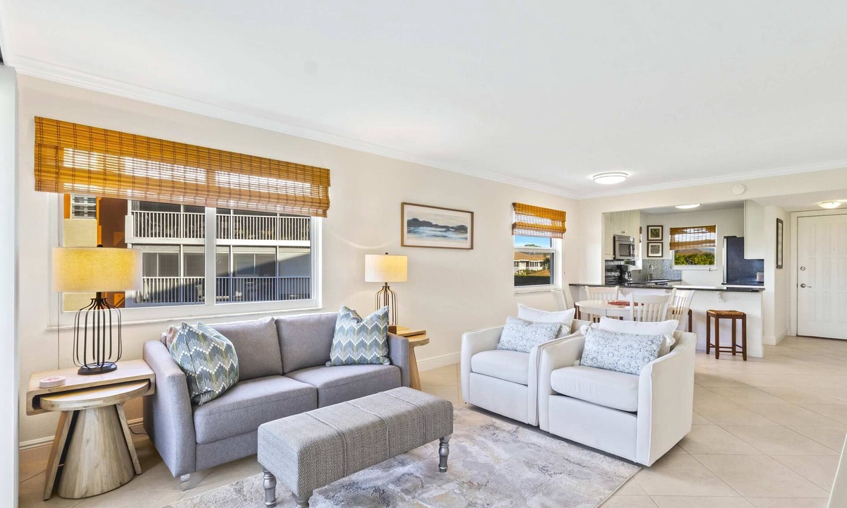 Lely Golf Estates Condo | Capri, Naples Getaway 2BR Condo w/Pool&Golf View