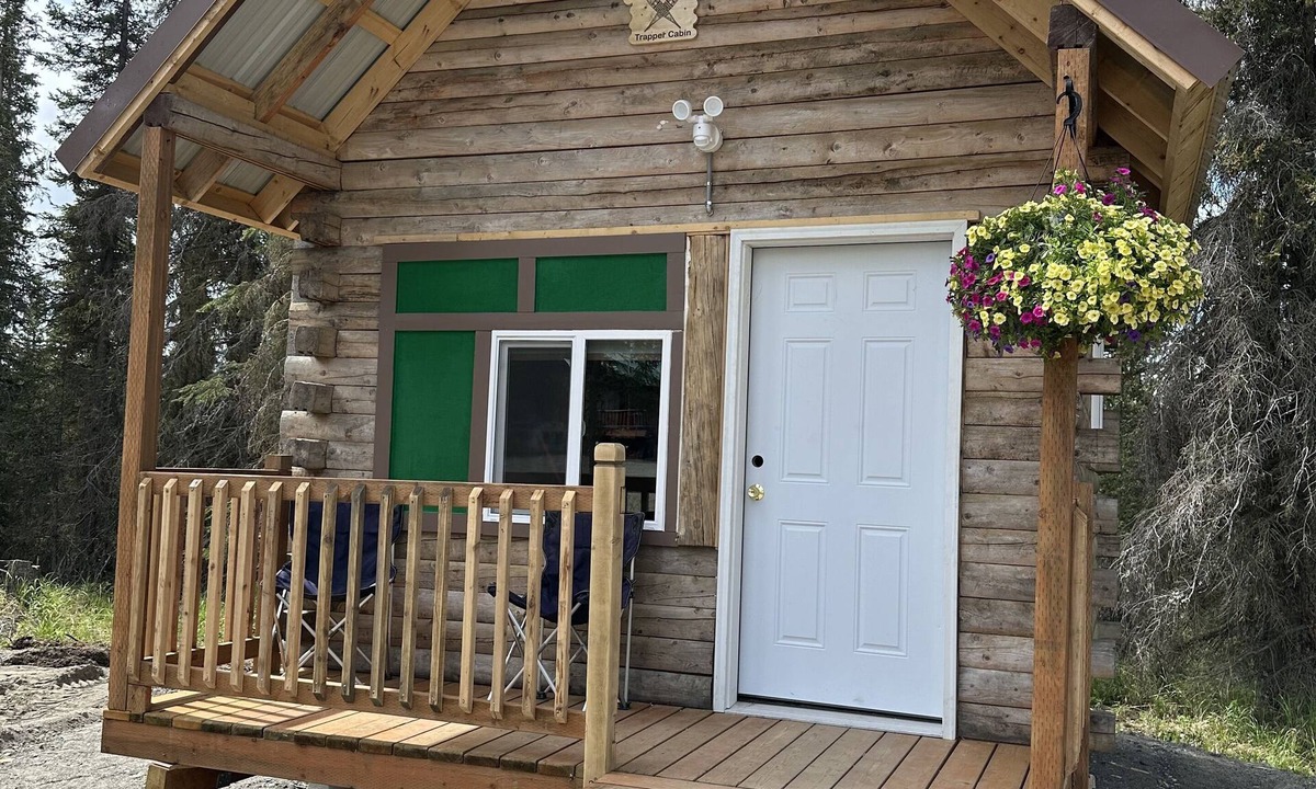 Cohoe Cabin | Captain Kirk’s Trapper Cabin