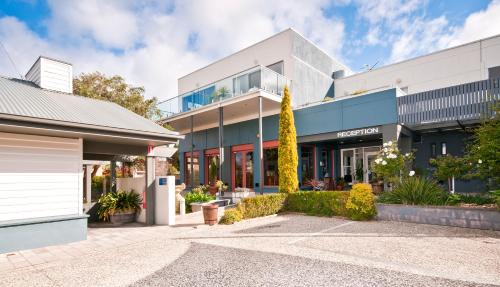 Apollo Bay Hotel | Captain's at the Bay