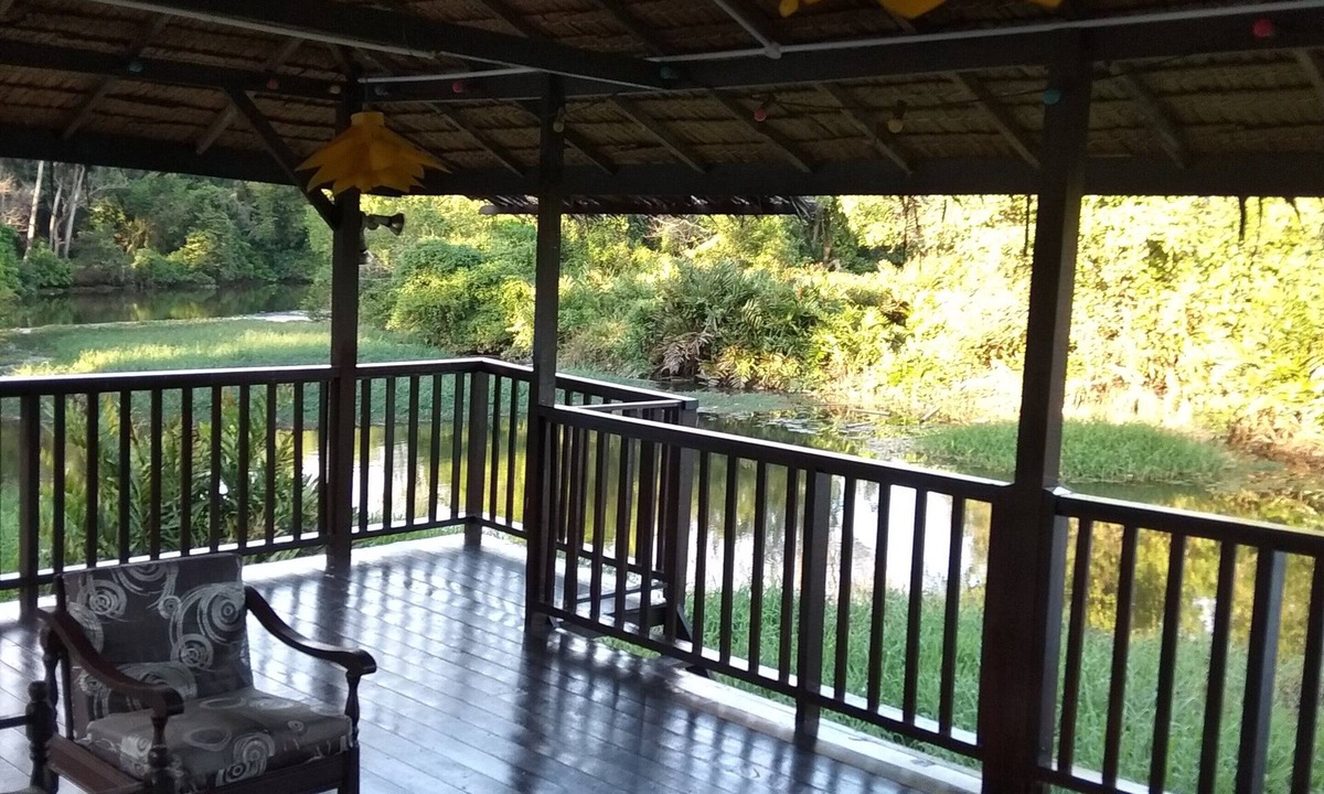 Kota Bharu Villa | Captain's cabin - naval heritage