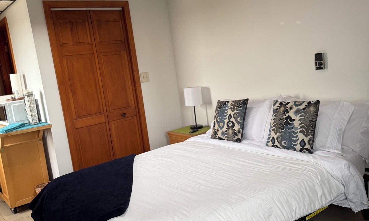 Oswego Apartment | Captain's Quarter Private Suite