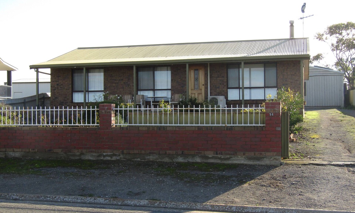 Para Wurlie House | Captain's Quarters ~ Pet Friendly - Off Peak Special!