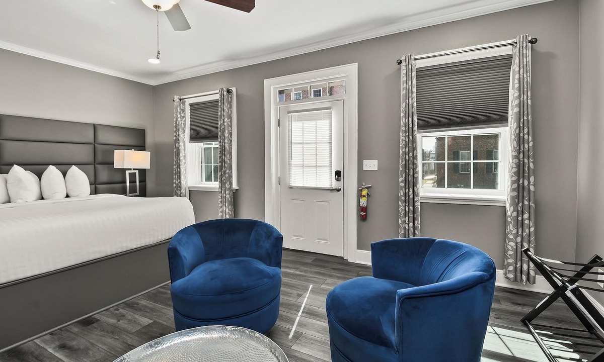 Hermann Bed & Breakfast | Captain Wohlt Inn Bed & Breakfast