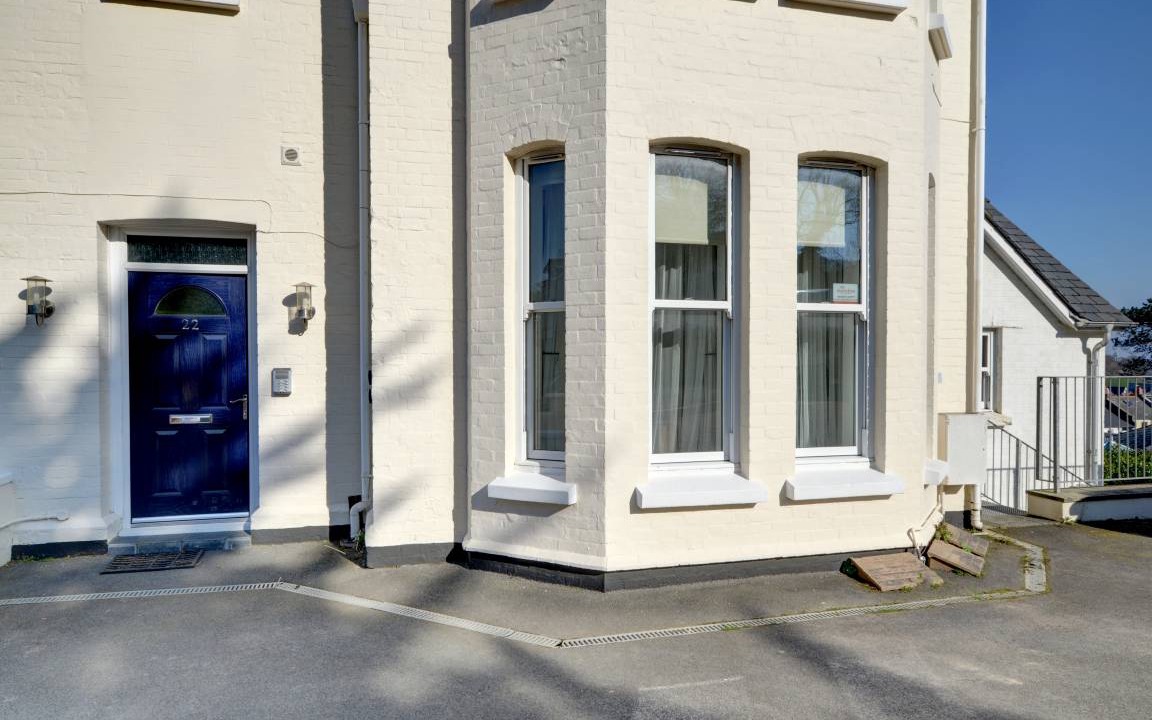 Hele Cottage | Captains View