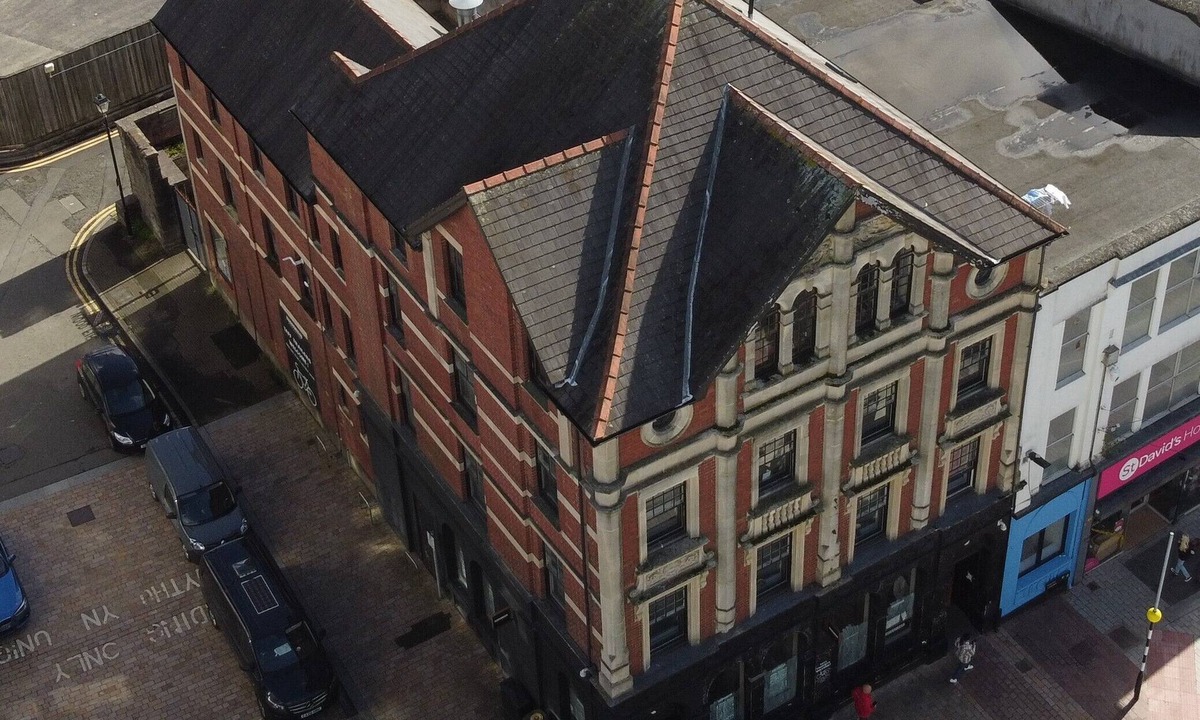 Merthyr Tydfil Apartment | Captivating 1-Bed apartment, Merthyr Tydfil -