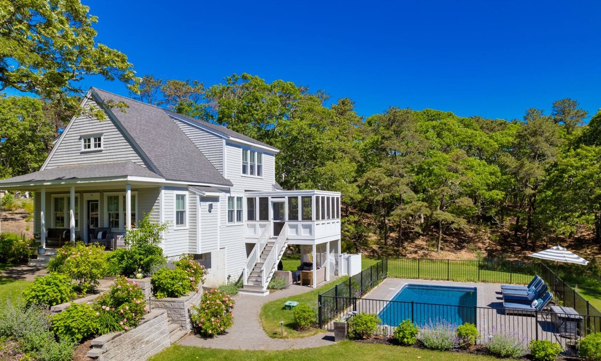 North Truro House | Captivating | Spacious | Pristine With Private Pool