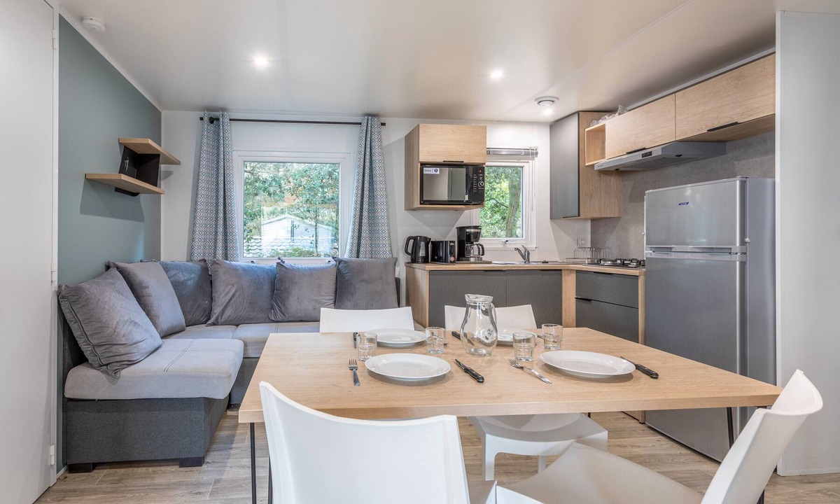 Les Conches RV Rental | Caravan '150' with Shared Pool and Shared Terrace