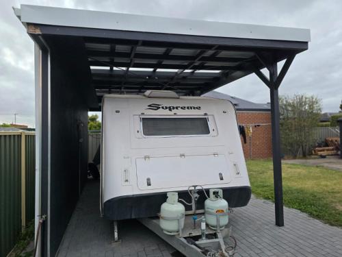 Clayton South Other | Caravan at 36 Clarevale