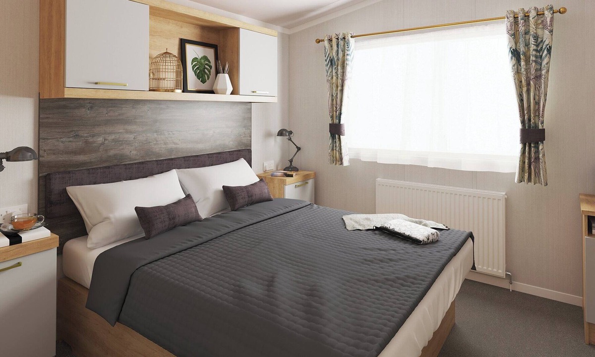 Waren Mill House | Caravan with one double and two twin.