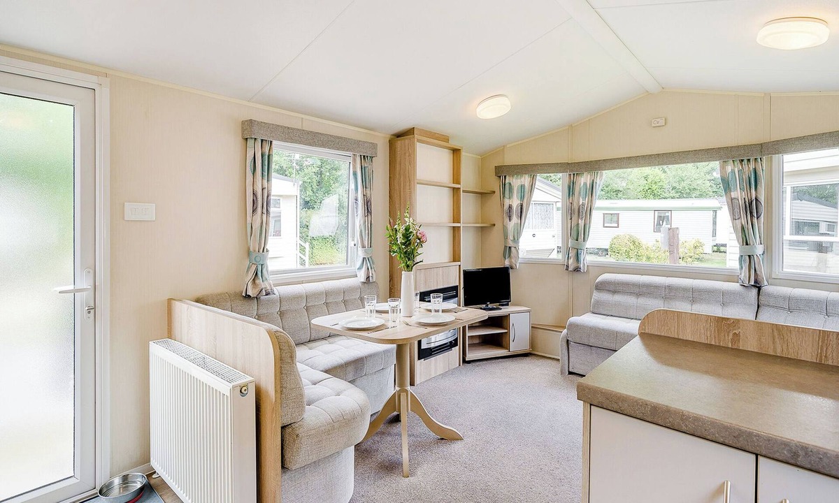 Longridge House | Caravan with one double and own twin.