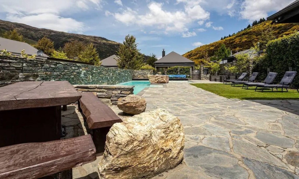 Cardrona Apartment | Cardrona Mountain Studio With Pool