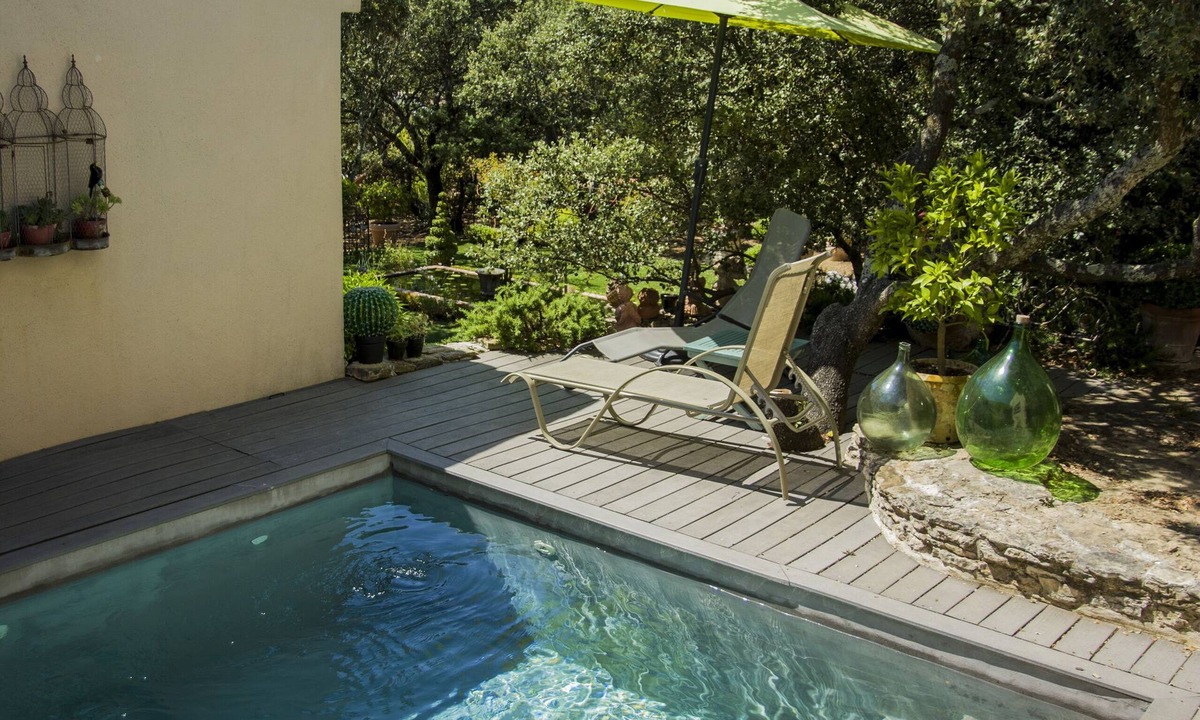 Grignan House | Carefully decorated house