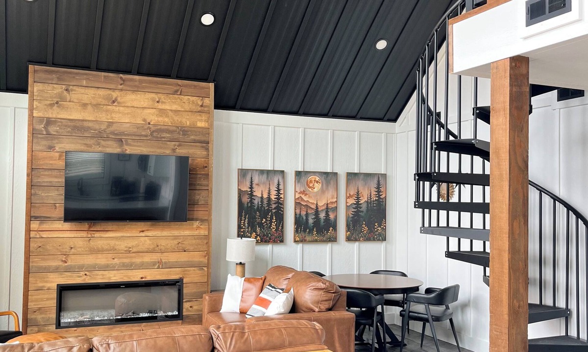 Steelville Cabin | Caribou Cabin