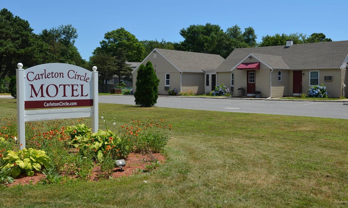 East Falmouth Hotel | Carleton Circle Motel Falmouth