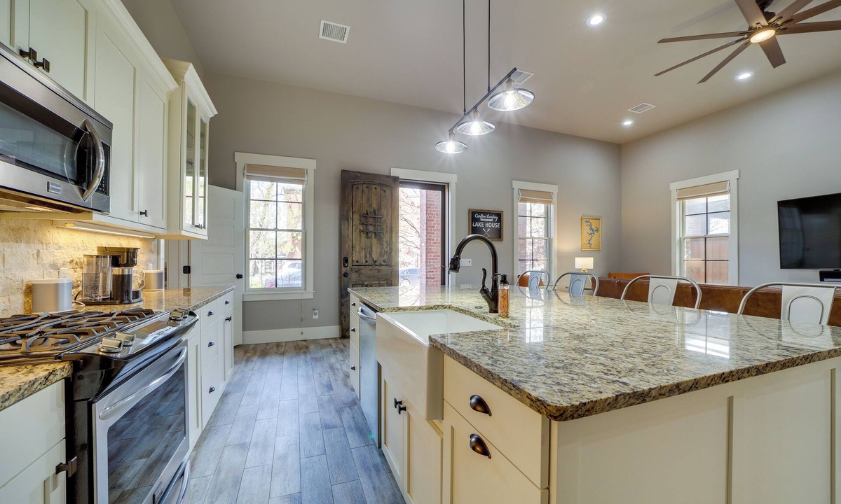 Eufaula Cottage | Carlton Landing Retreat w/Eufaula Lake Access!