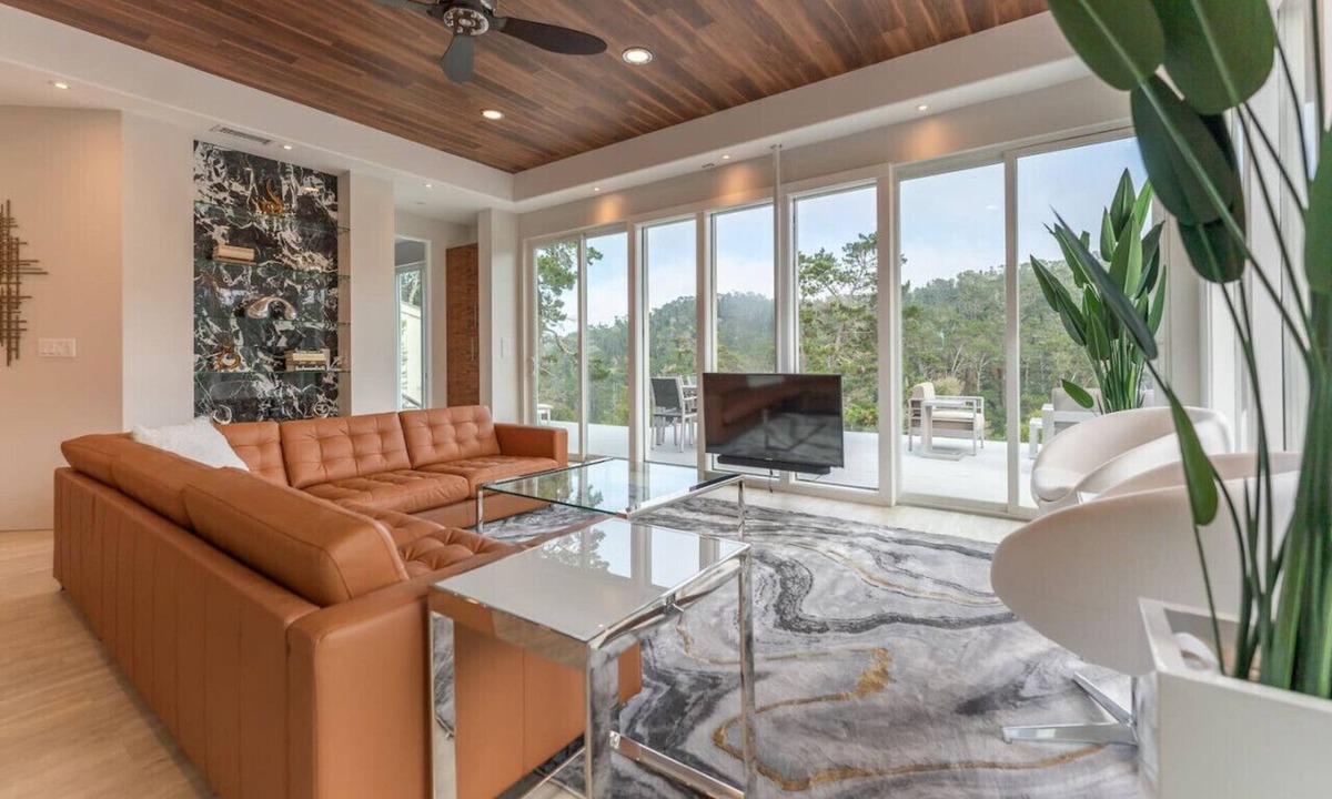 Monterey House | Carmel Hideaway - Modern Luxury
