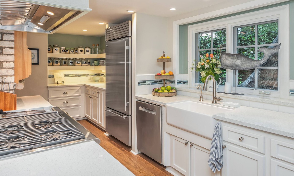 Golden Rectangle House | Carmel Prime Location