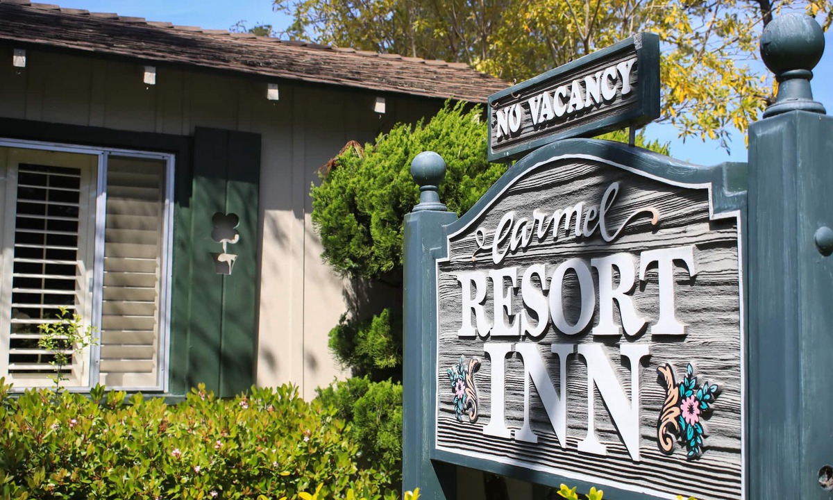 Northeast Carmel Hotel | Carmel Resort Inn