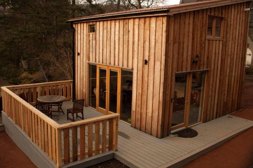 Braemar House | Carn Na Drochaide