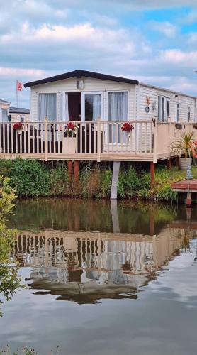 Crowle Other | Carnaby Rosedale